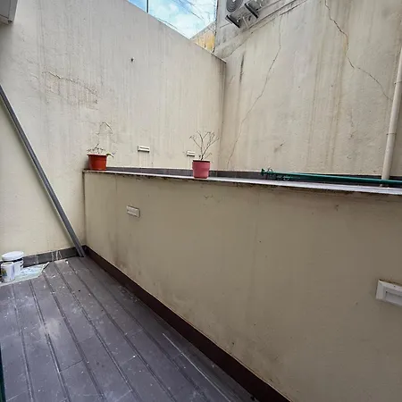 Sebastian Two Appartement *